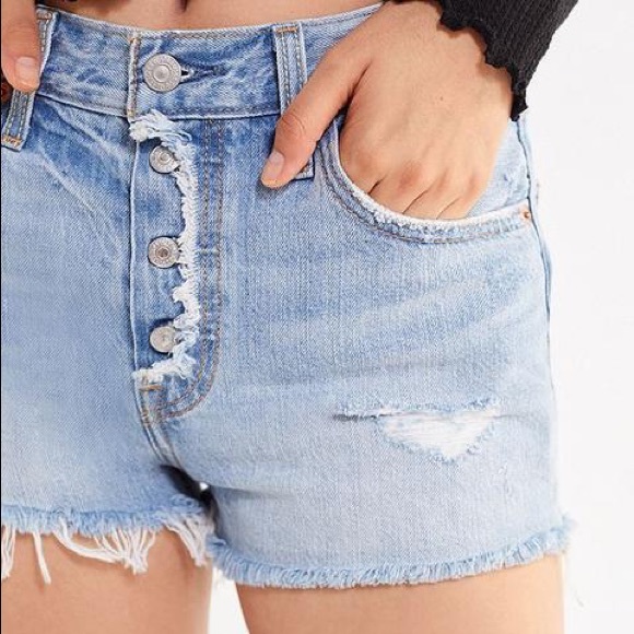 Levi’s 501 Shorts, Size 25 - Picture 3 of 3